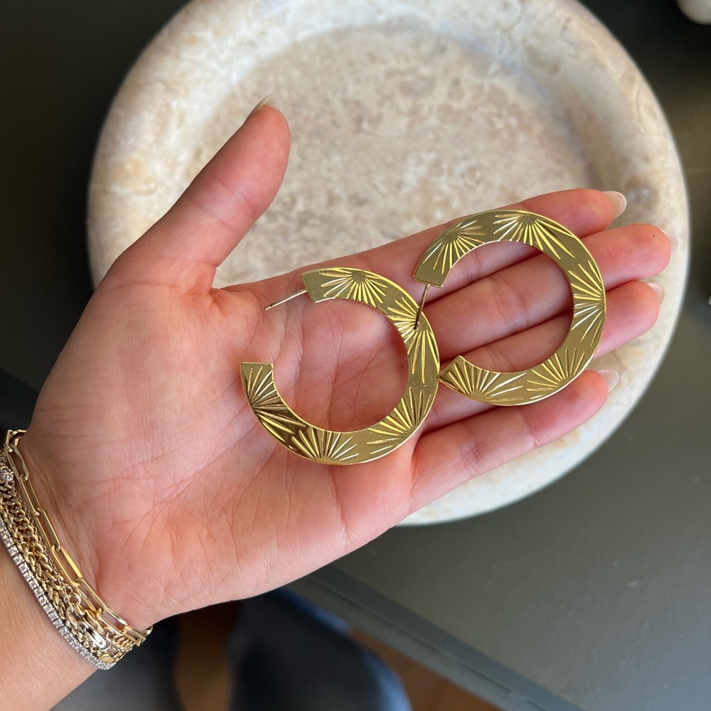 Gorjana Textured Gold Hoop Earrings
